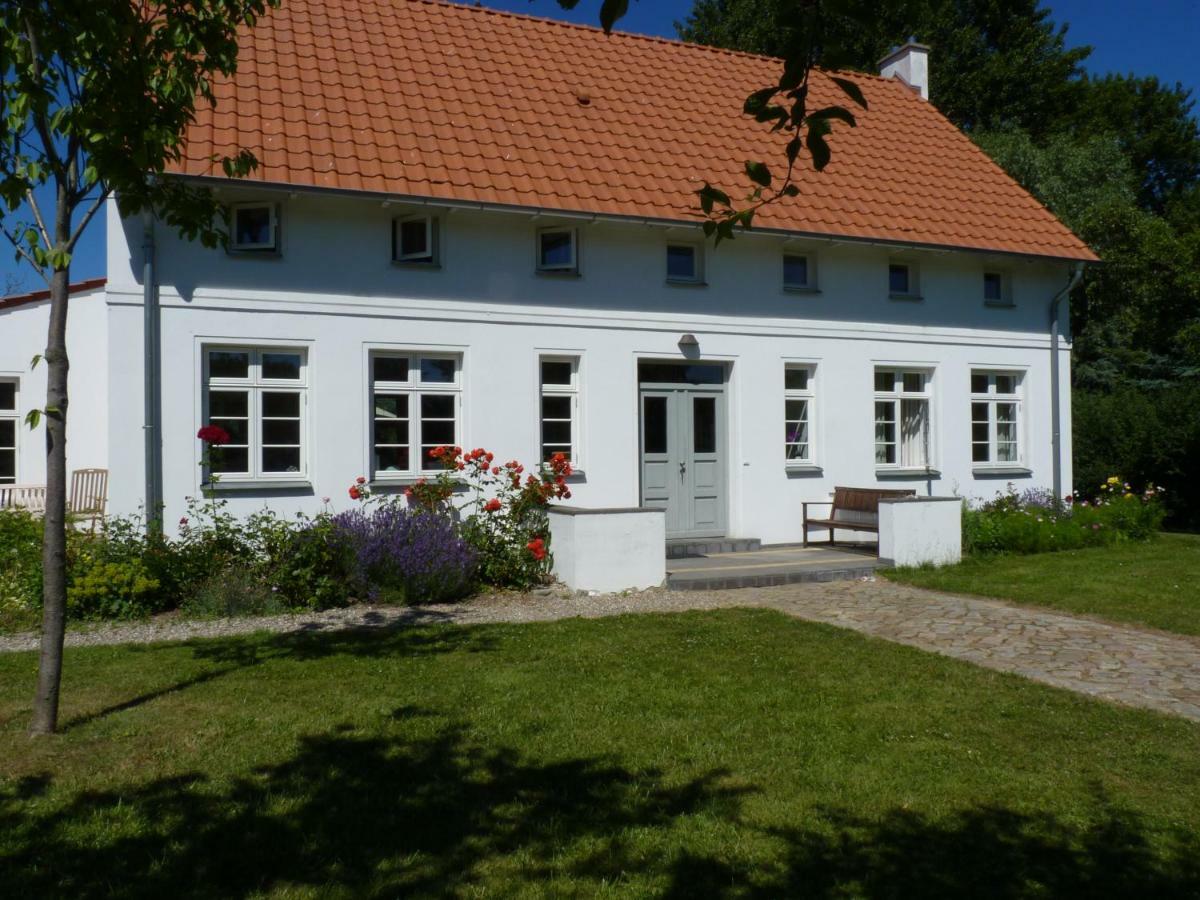 Traumhaftes Luxus-Ferienhaus Warnkenhagen  Kültér fotó